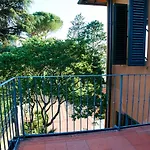 Chic Apt In Villa - Dolcevita Holiday